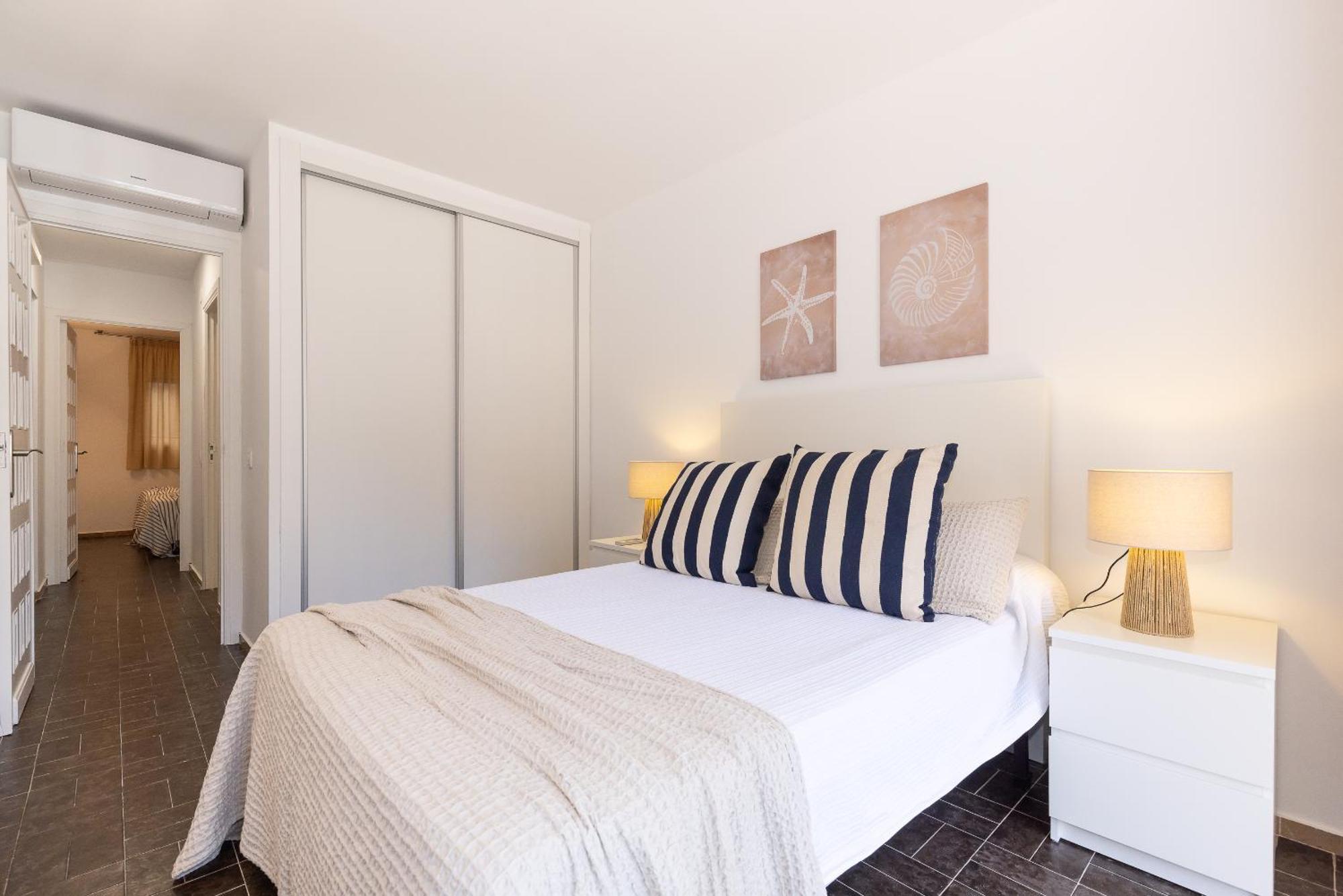 Uhc Dms Family Apartments Cambrils Pokoj fotografie